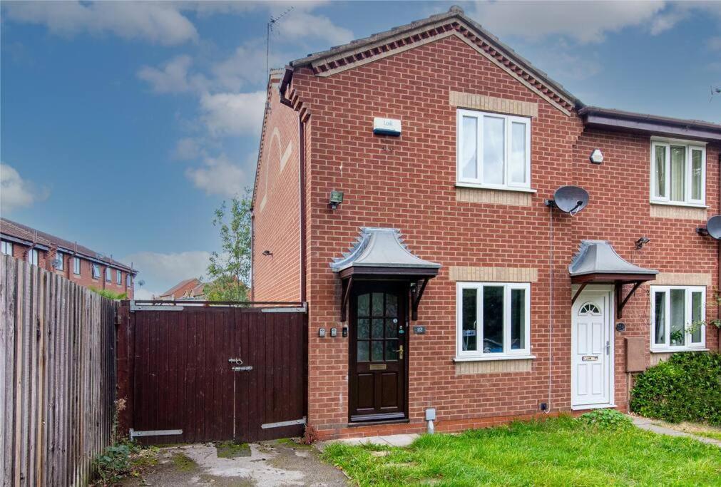 Apartamento Pet Friendly -2 Bedroom With Garden Derby